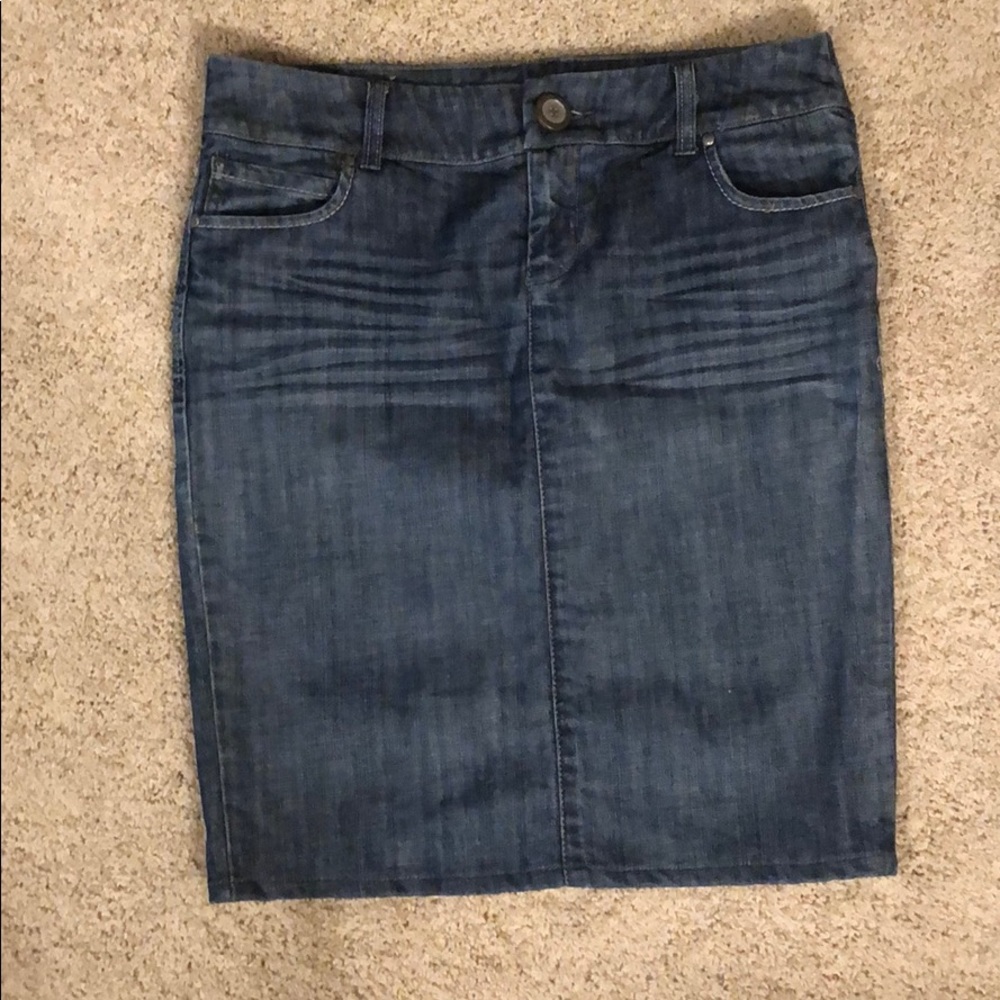 Level 99 size 28 denim skirt